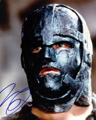 LEONARDO-DECAPRIO-V8-Autograph