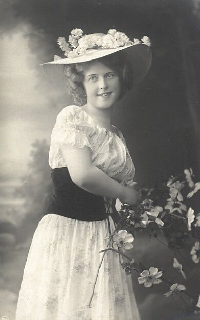 victorian-fashion-1910fairlady