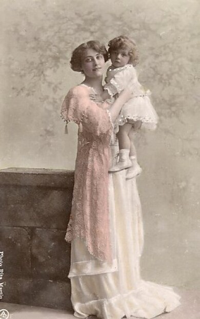 victorian-fashion-1910momtinygirl