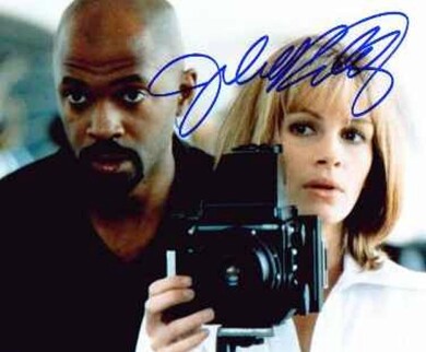 JULIA-ROBERTS-V37-Autograph