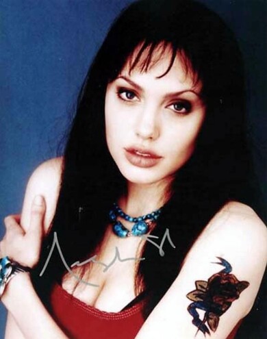 ANGELINA-JOLIE-v8-Autograph