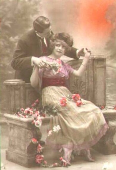 victorian-fashion-1907benchcouple