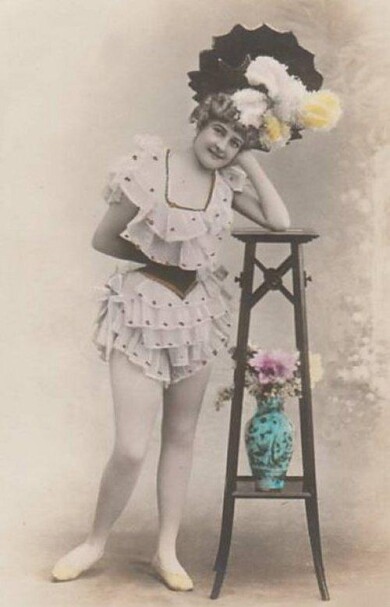 victorian-fashion-1910legs