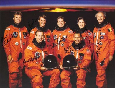 STS-45-CREW-Autograph
