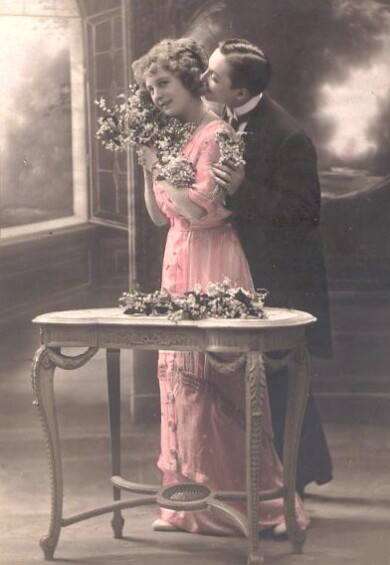 victorian-fashion-1910lady-lover