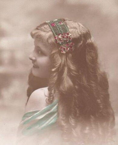 victorian-fashion-1910fab-hair