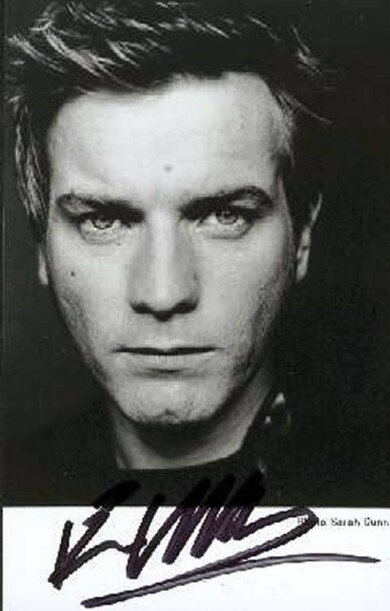Ewan-Mcgregor-V4-Autograph