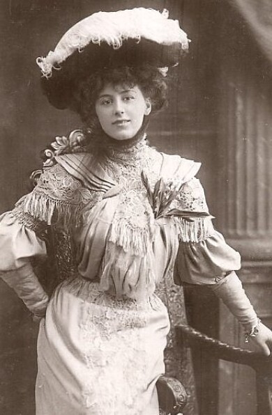 victorian-fashion-1906shapelymiss