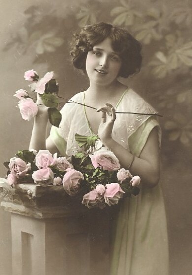 victorian-fashion-1915longstem