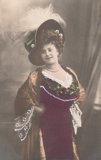 victorian-fashion-1910fancyattire