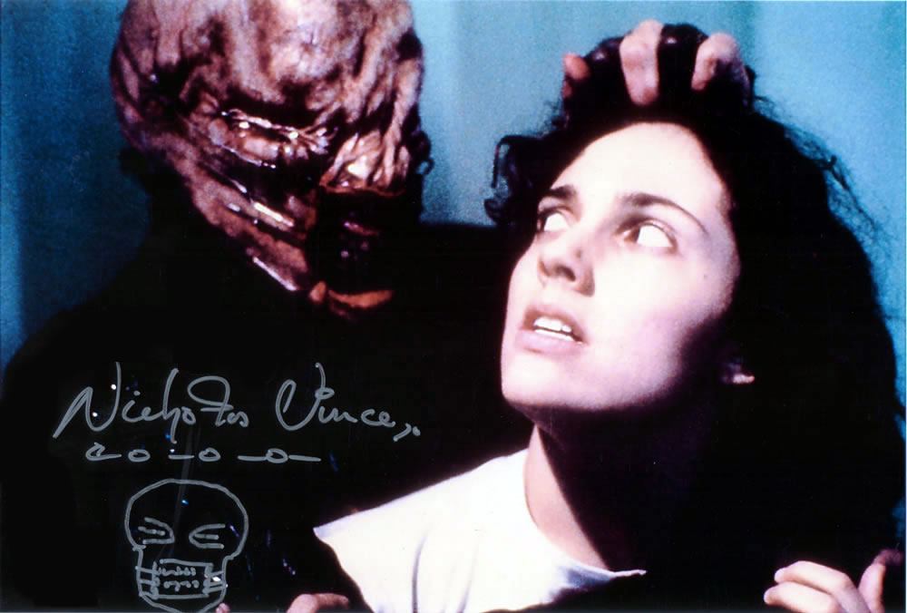 HELLRAISER-Autograph