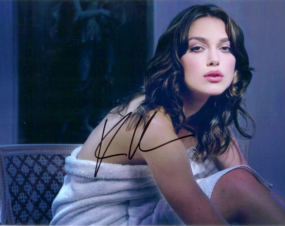 KEIRA-KNIGHTLEY-V3-Autograph