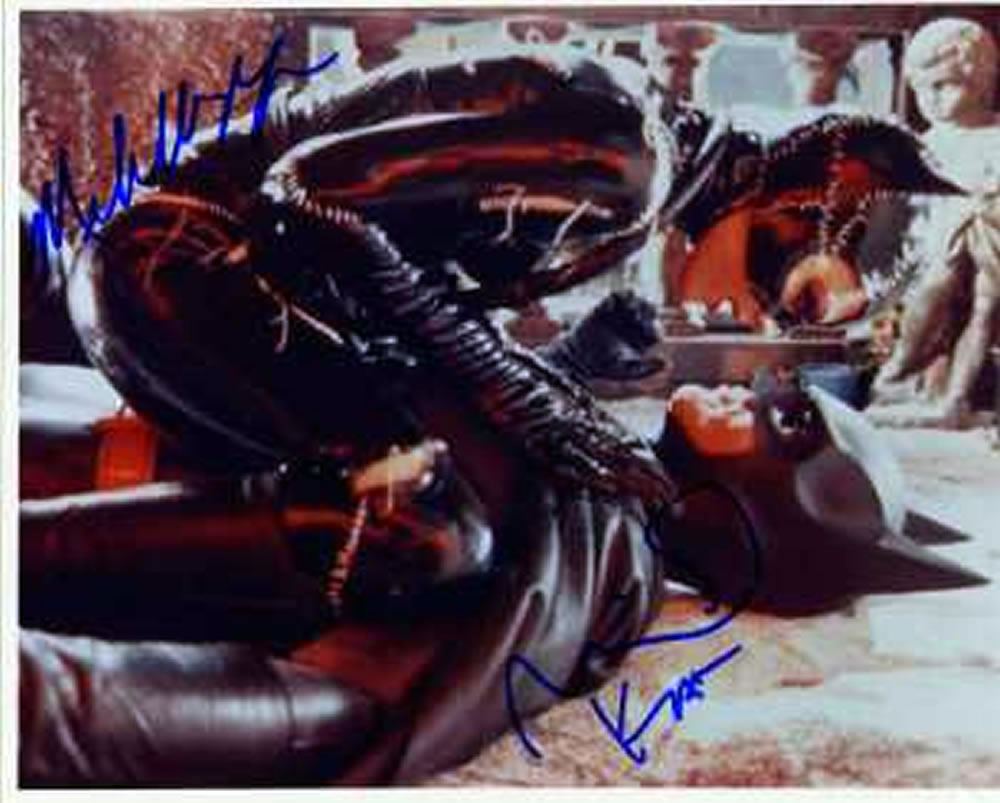 MICHELLE-PFIFFER-V4-Autograph