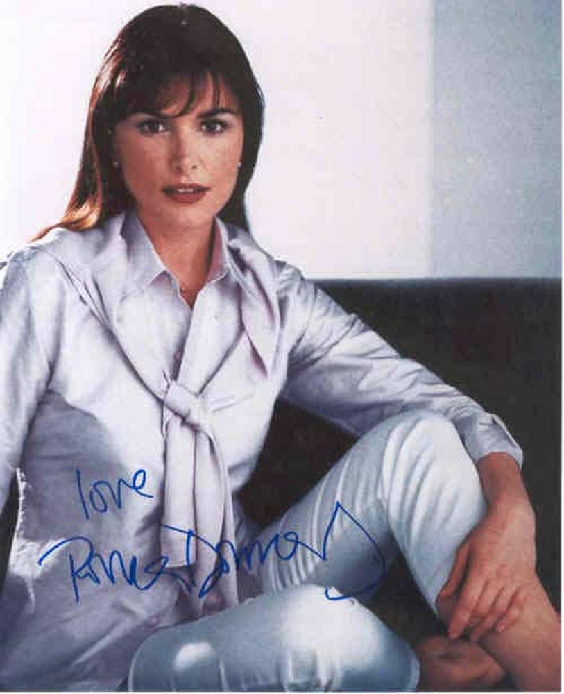 ROMA-DOWNEY-Autograph