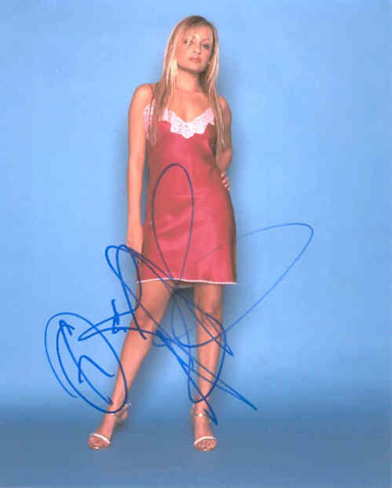 Richie-Nicole-V2-Autograph