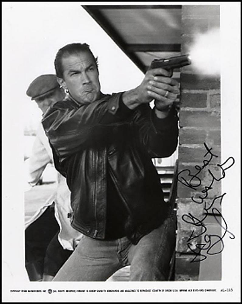 STEVEN-SEAGAL-Autograph