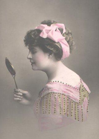 victorian-fashion-1900s-handmirrow