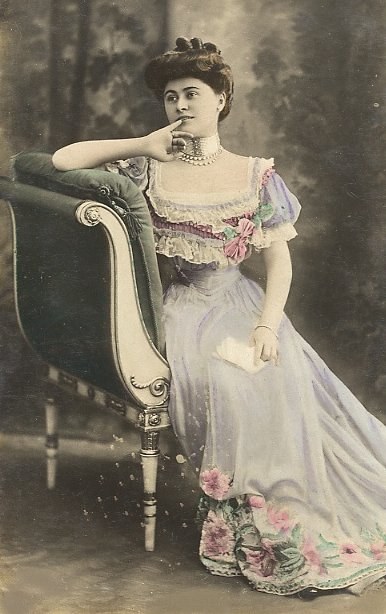 victorian-fashion-1907thinking-him