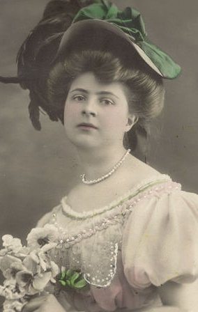 victorian-fashion-1908seriouslady
