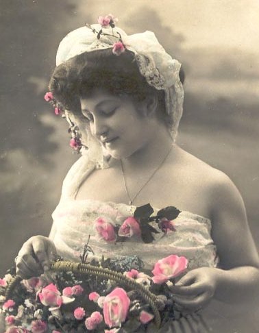 victorian-fashion-1910basket-roses2