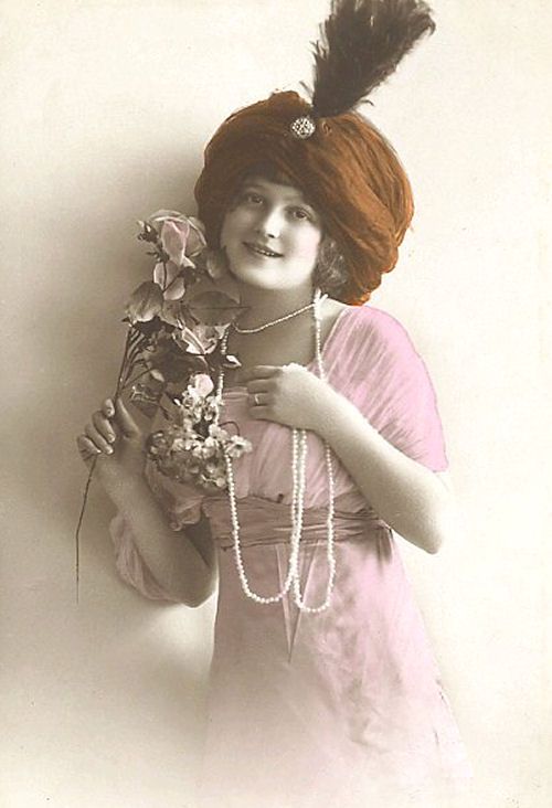 victorian-fashion-1910beads-beads